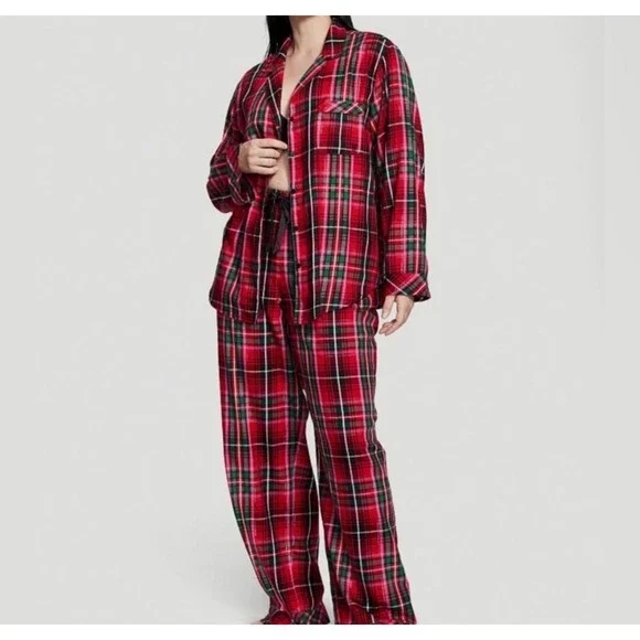 Victoria's Secret Plaid Pajama Set Long Sleeve Button Down XS Red Green Sparkle - Picture 1 of 7